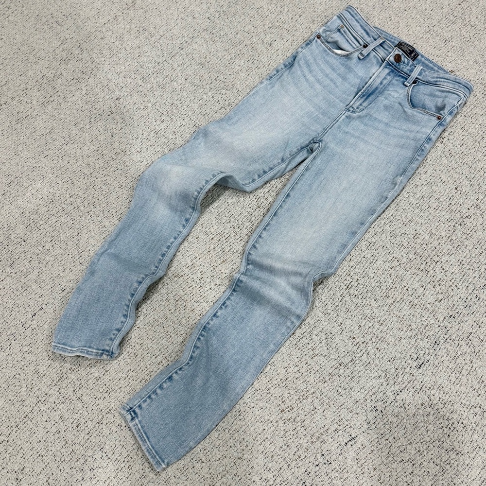 Abercrombie & Fitch Light Blue Jeans